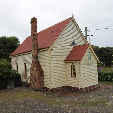 Kerrellie Cottages 2, 4 & 8 Reid Street Strahan Exterior photo